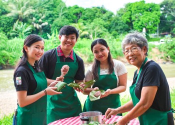 Borneo Traditional Cooking Class & Local Craft Soda Factory Tour